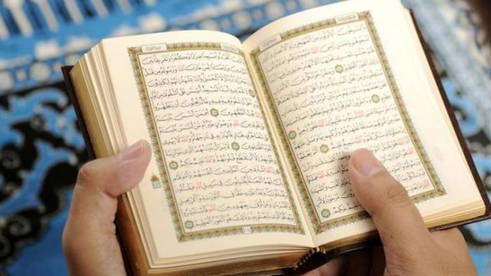Hukum Menulis Ayat Al-Quran dengan Bahasa Selain Arab