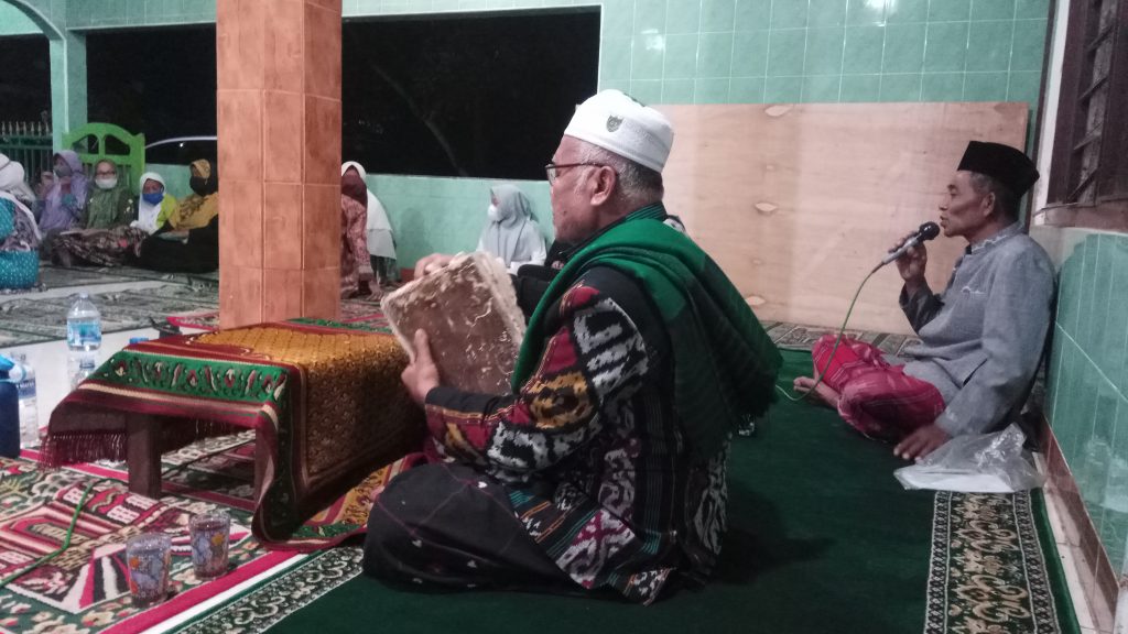 Resepsi Al-Qur’an Masyarakat Gogodalem: Khataman Rabu Pon