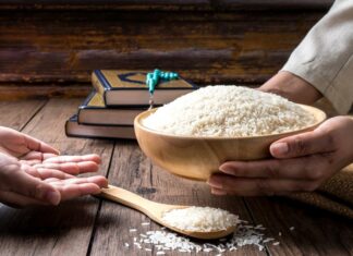 Puasa dan Solidaritas Sosial: Refleksi Nilai Fidyah dalam QS. Al-Baqarah Ayat 184